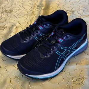ASICS GT 1000 8